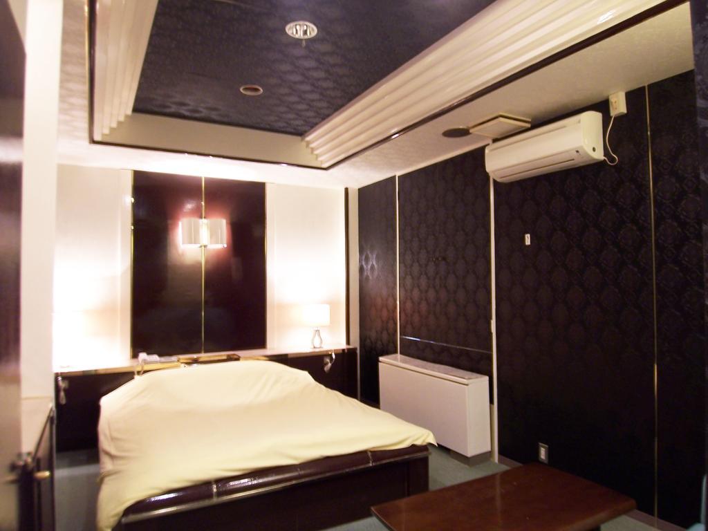 Hotel Pyramid (Adults Only) Himeji Bilik gambar